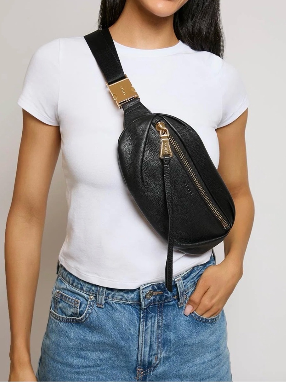 Aimee Kestenberg Milan Bum Bag Black Leather Crossbody Belt Bag NWOT - Picture 2 of 7